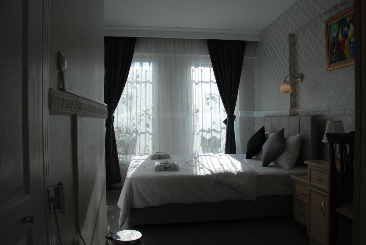 Antik Sofia Hotel Istanbul Bagian luar foto