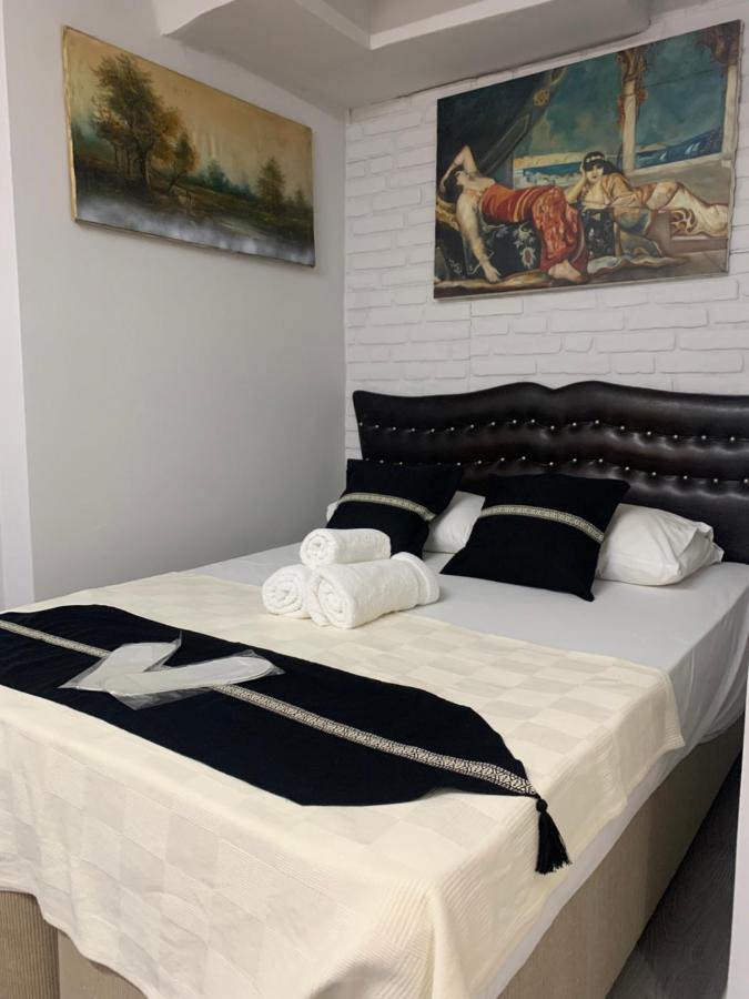 Antik Sofia Hotel Istanbul Bagian luar foto